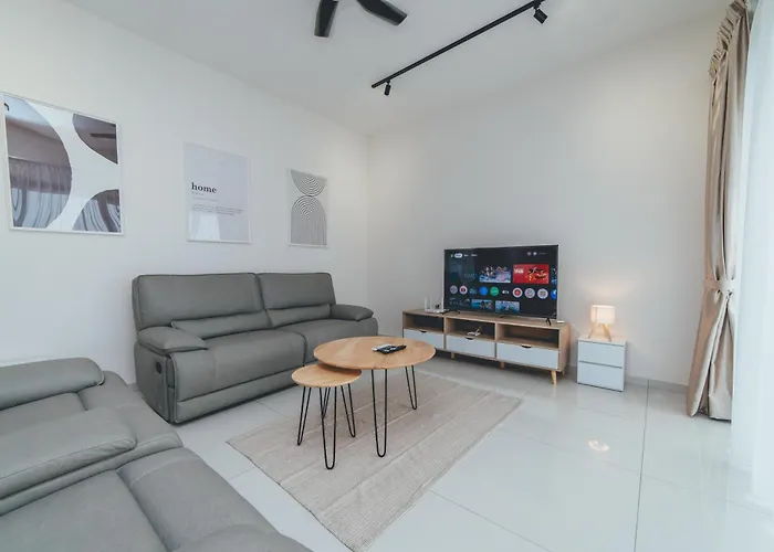 Danga Bay Coastal Bliss 3Br 8Pax W 3Balcony By Our Stay