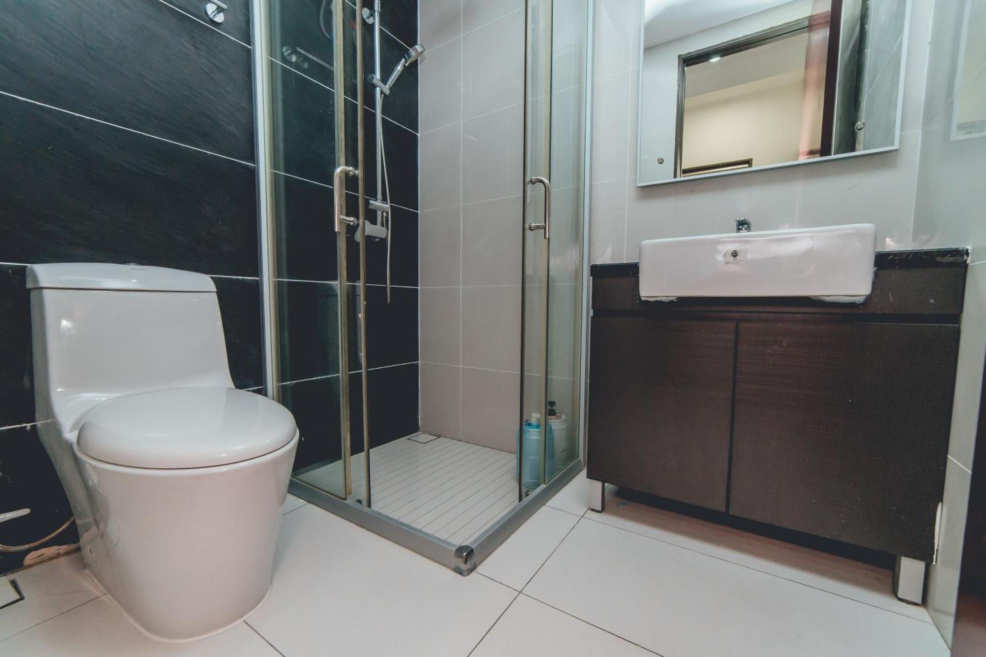 Pangsapuri Danga Bay Coastal Bliss 3br 8pax W 3balcony By Our Johor Bahru